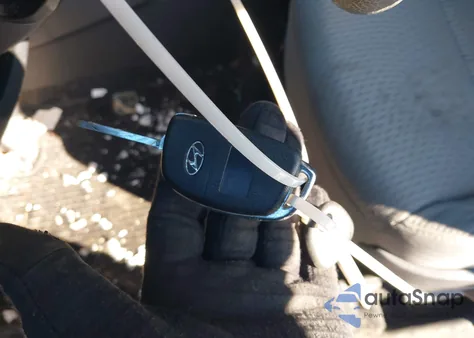 2014 Hyundai Santa Fe Sport 2.4L from USA, damaged, VIN 5XYZTDLB1EG202401